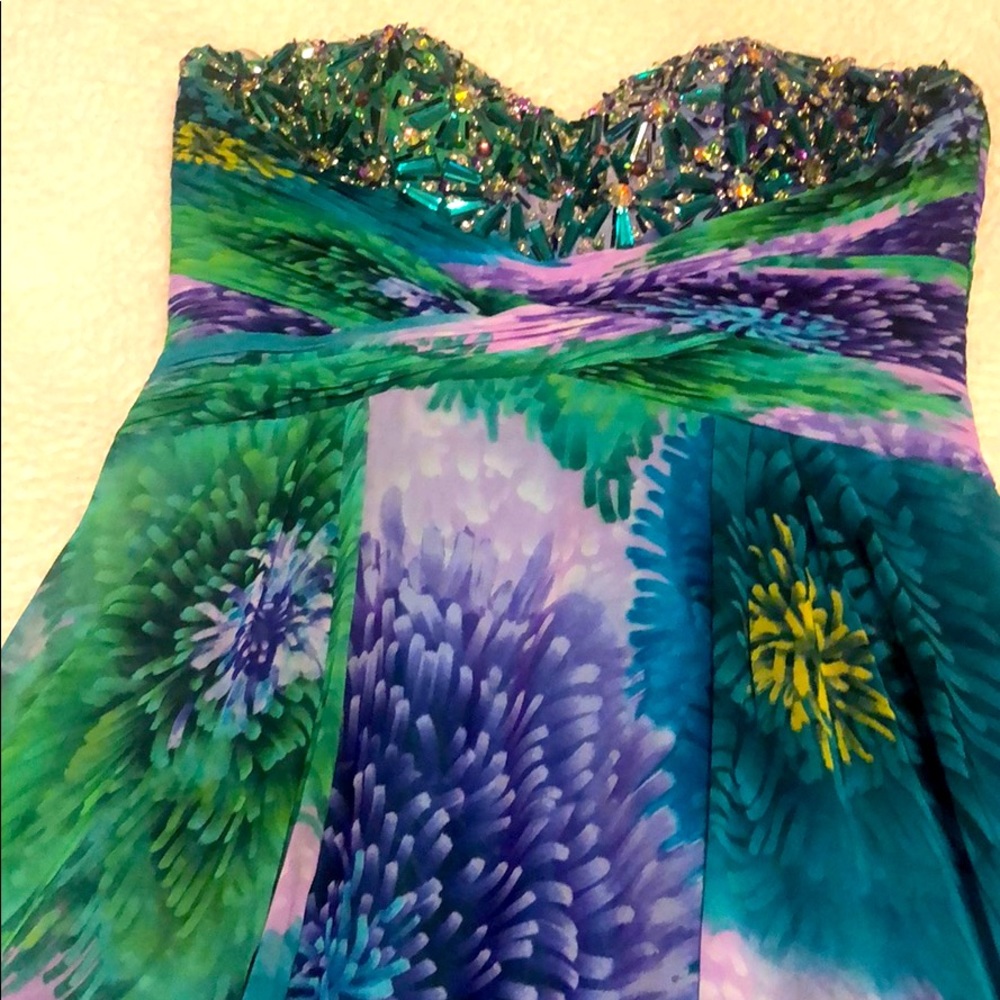 Tony Bowls Multi Colored Formal (Beautiful Dress)